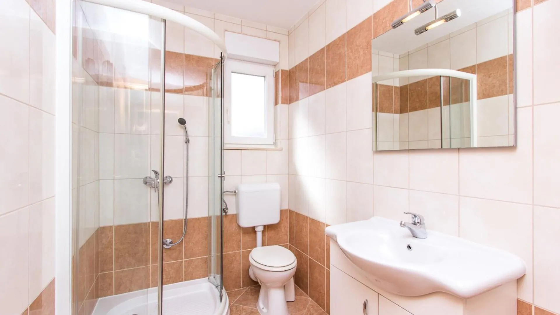 Boro - A6 Second Floor - Mpolo Apartment Medulin