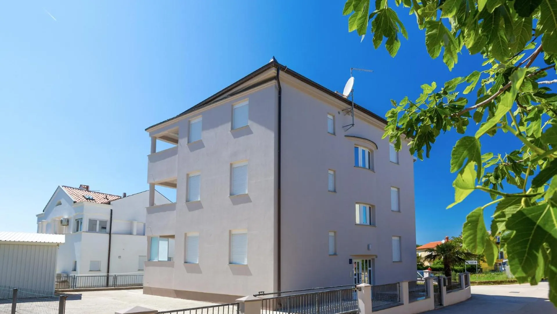 Boro - A6 Second Floor - Mpolo Apartment Medulin
